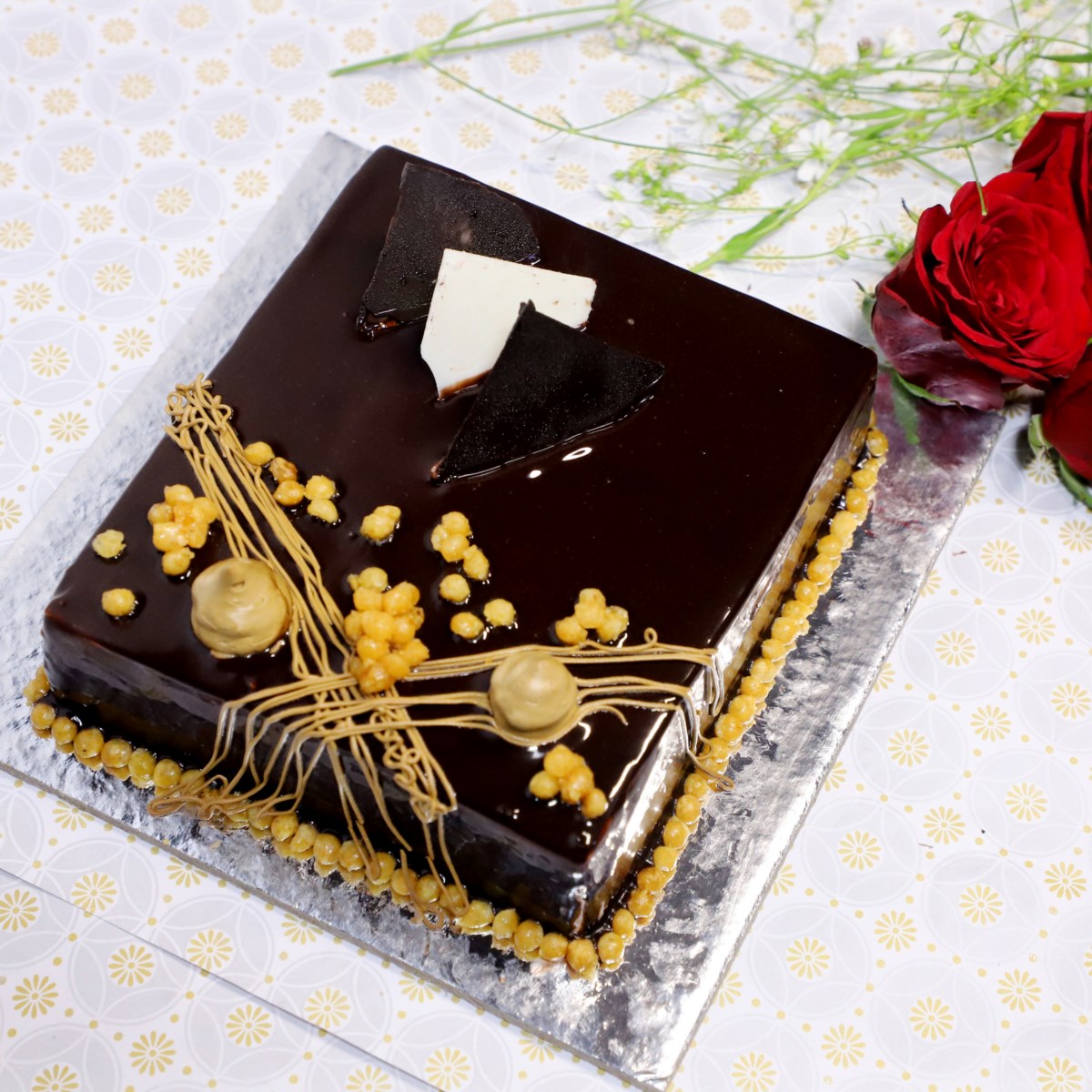 Classic Chocolate Fudge Cake – A Rich & Creamy Delight