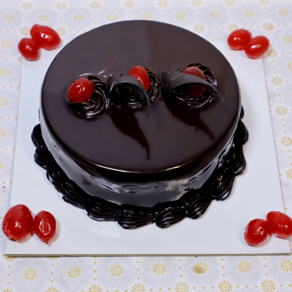 Premium Dark Chocolate Truffle Cake – A Rich & Intense Delight
